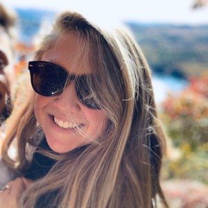 Meet your Posher, Megan